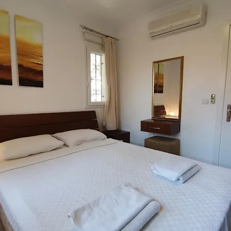 Redpine 5 Villa