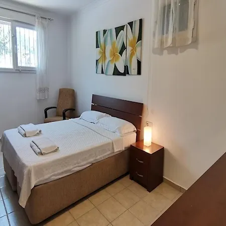 Villa Redpine 5